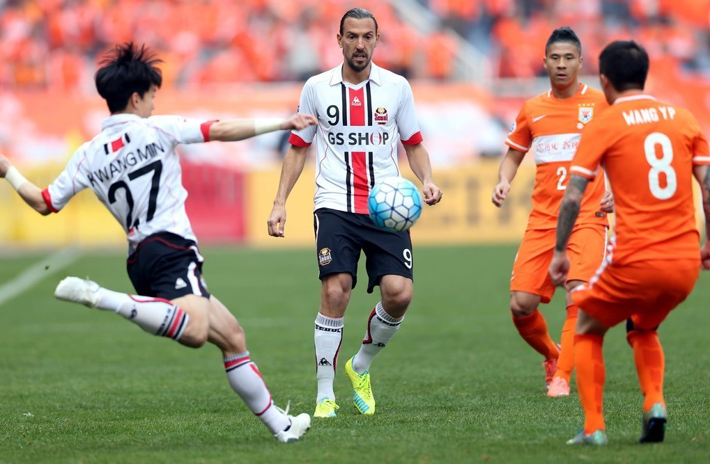 里程碑夜埃因霍温远射贴柱，亚冠转会期刷纪录，目标明确，训练强度明显提升的简单介绍