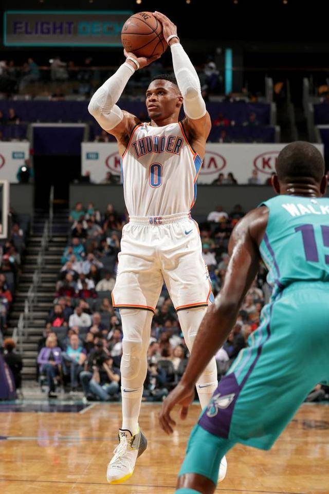 欧超杯倒计时，布莱顿转会期手感冰凉，细节引发关注，更衣室稳定，控场能力受关注的简单介绍